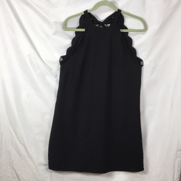 Vanilla Bay Dresses & Skirts - Vanilla Bay A-Line Scalloped Sleeveless Black Dress Size M EXCELLENT Condition